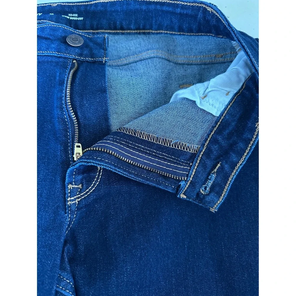 Old Navy Women Wow Boot Cut Jeans Size 10 Dark Wash Mid-Rise Denim Pants Classic